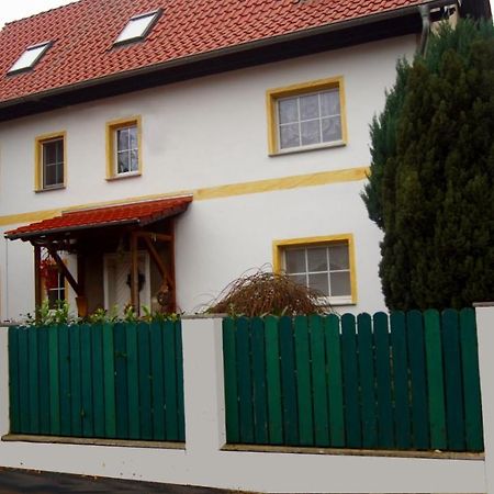 Gaestewohnung Am Thuemmlitzwald 格里马 外观 照片